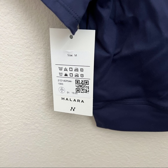 Halara Navy Blue Crossover Cropped Sports Top - Picture 4 of 4